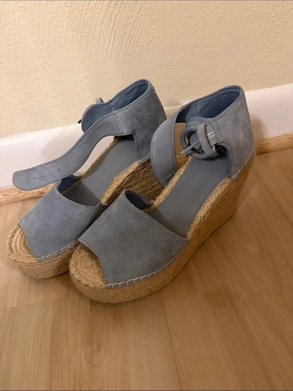 Marc Fisher comfortable suede